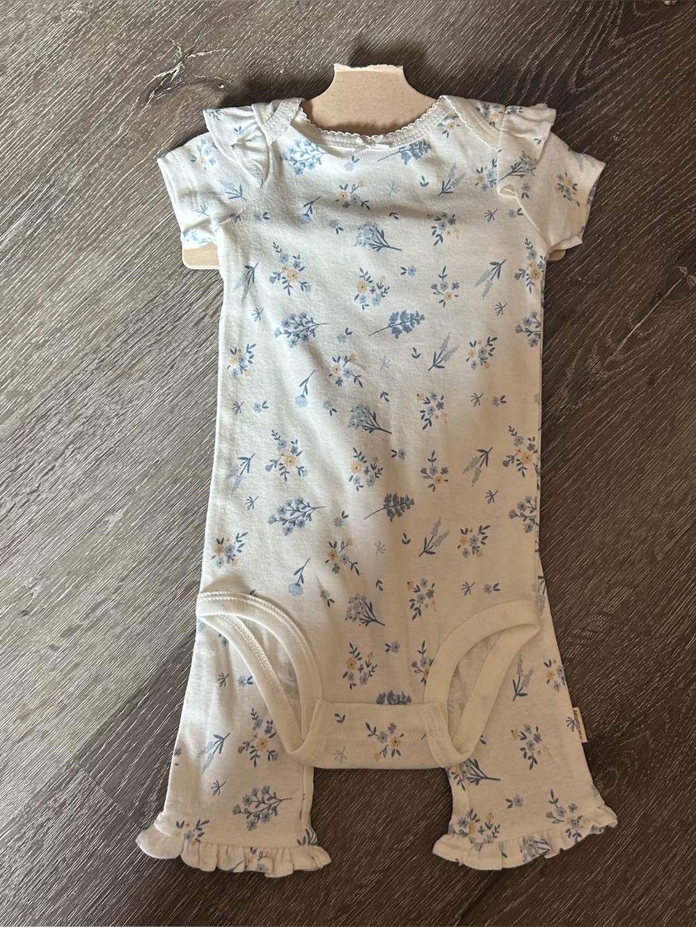 NWOT Baby Girl 9 Months Huggies Babywear White & Blue Floral Onsie Pants Outfit